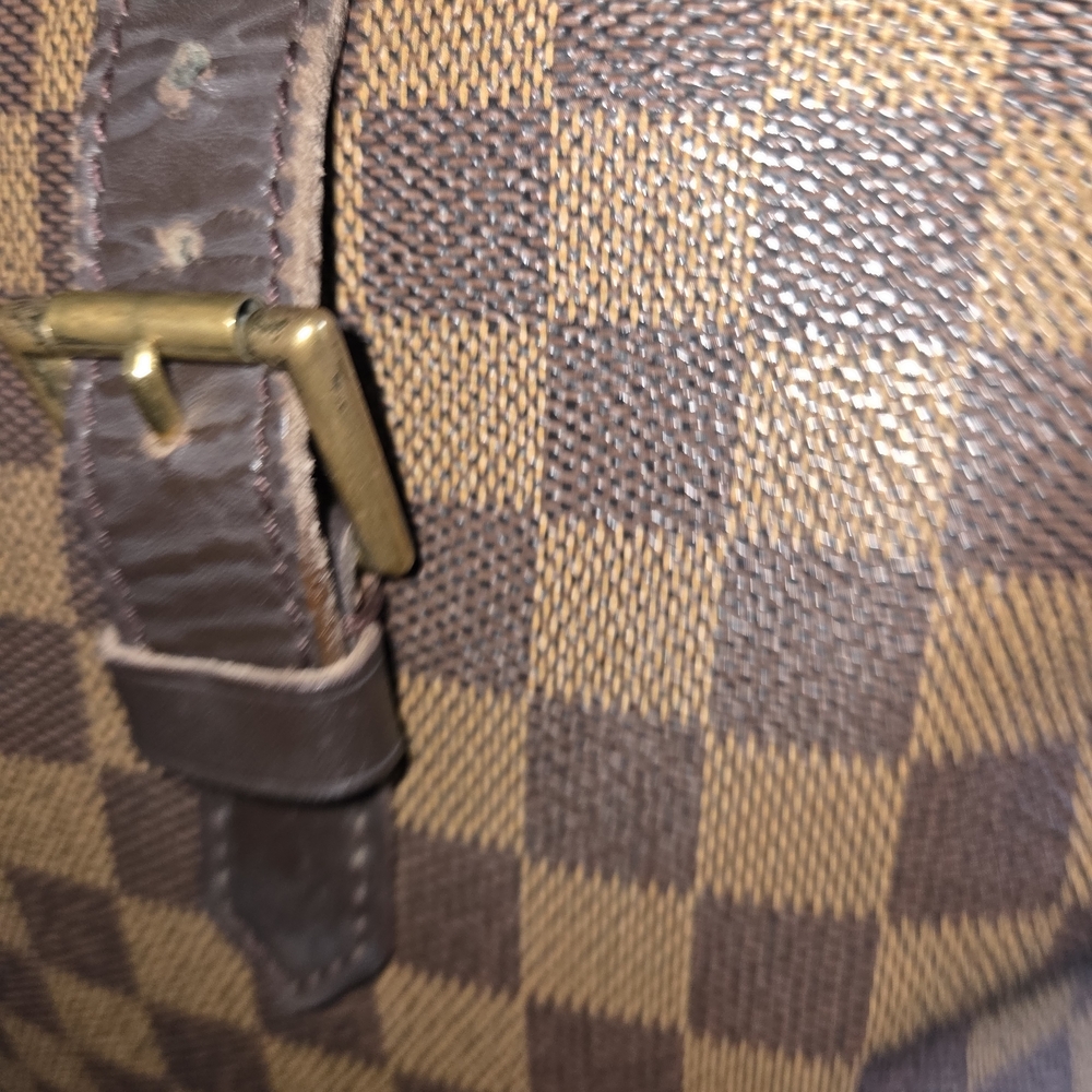 Authentic Louis Vuitton Brown Checkered Backpack with Dark Leather Trim - Picture 3 of 14